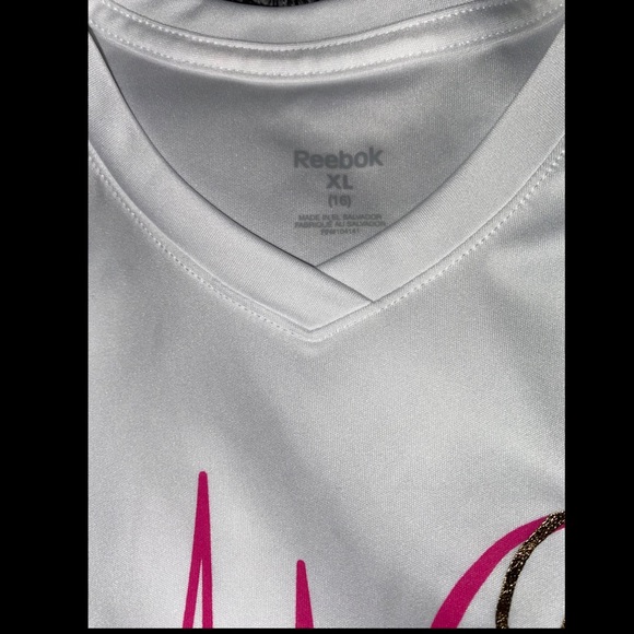 Athletic shirt - Picture 2 of 3